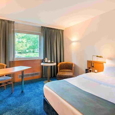 Best Western Plus Hotel Fellbach-Stuttgart Exterior foto