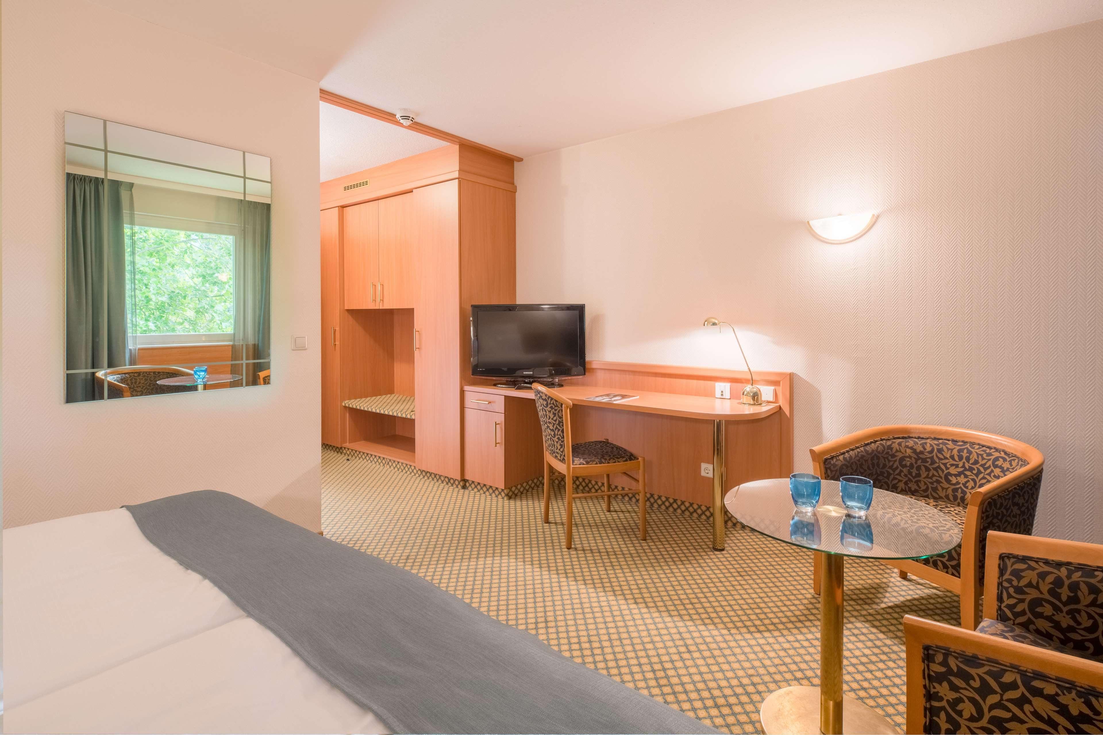 Best Western Plus Hotel Fellbach-Stuttgart Exterior foto
